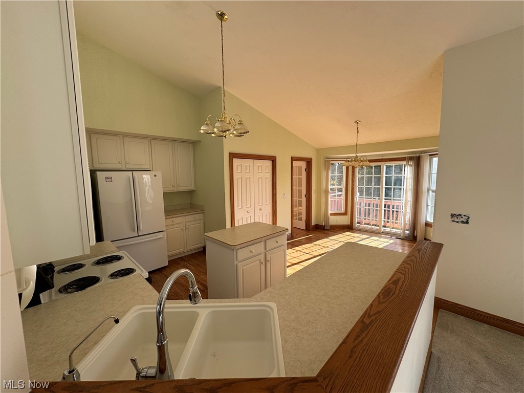 122 Chimney Ridge, Unit 49 Chardon, OH 44024 - Photo 6 of 33 Gallery Image 6