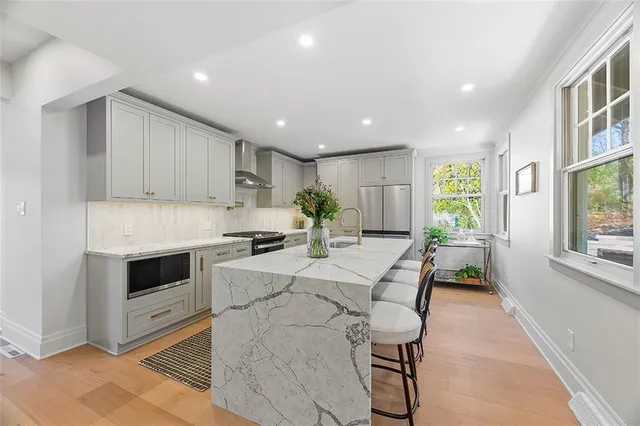 $499,900 | 312 Kings Highway, Carnegie, PA 15106