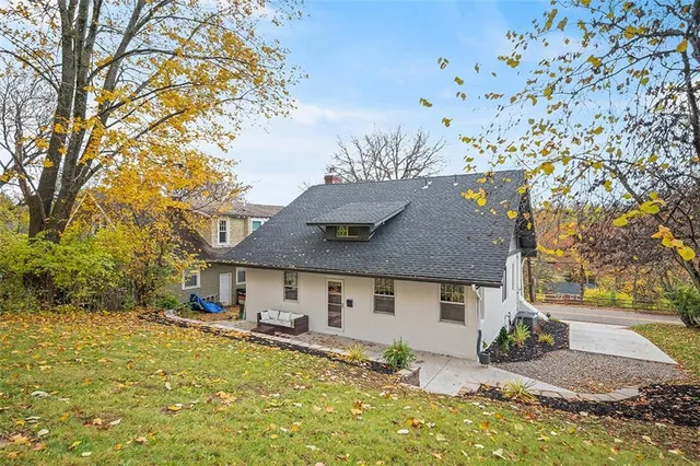 $499,900 | 312 Kings Highway, Carnegie, PA 15106