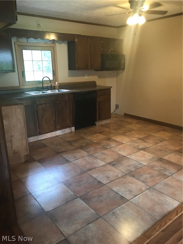 4205 Tapper Road Barberton, OH 44203 - Photo 6 of 12 1st view of kitchen.