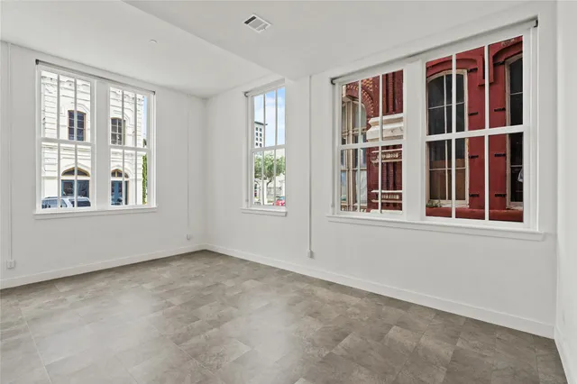 $3,000 | 2102 Mechanic Street, Unit 101, Galveston, TX 77550