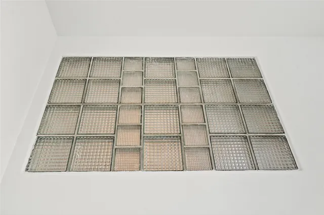 $3,000 | 2102 Mechanic Street, Unit 101, Galveston, TX 77550