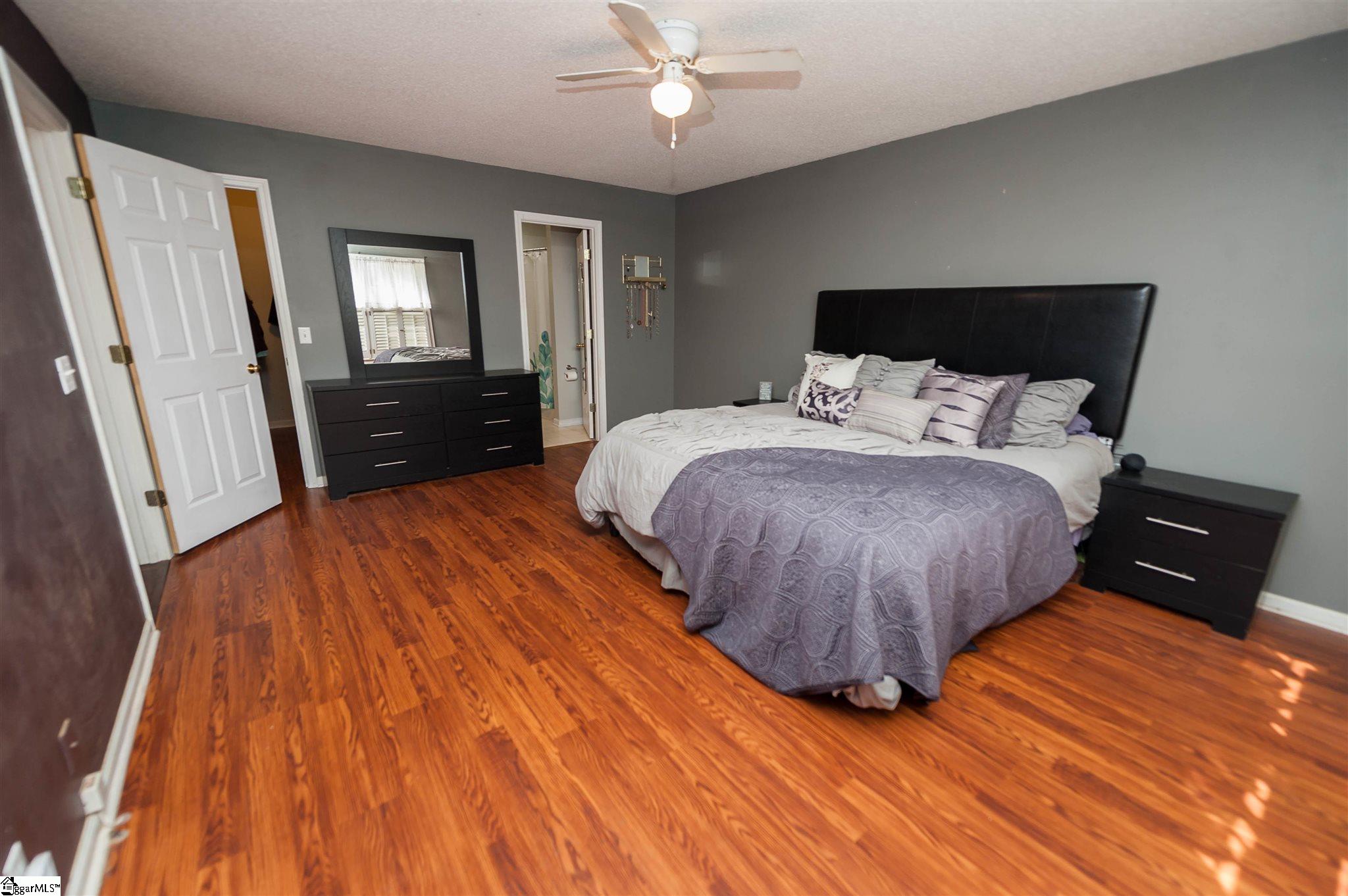 228 Hardwood Road Greenville, SC 29607 - Photo 12 of 29 Gallery Image 12