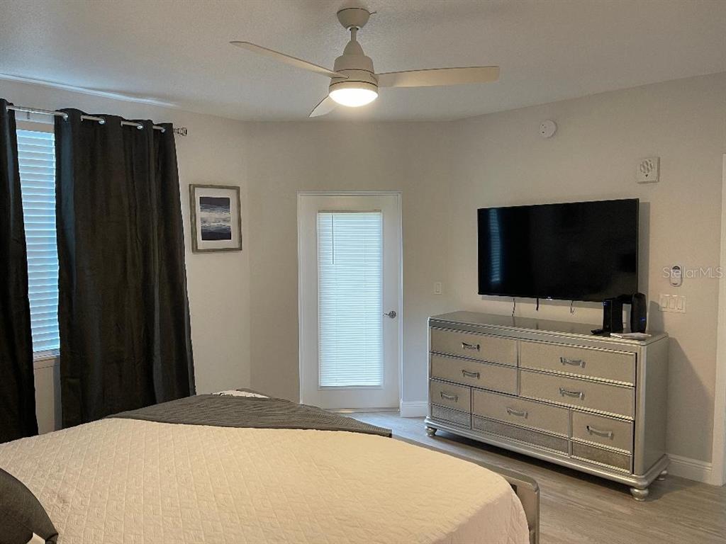 960 Starkey Road, Unit 10305 Largo, FL 33771 - Photo 7 of 14
