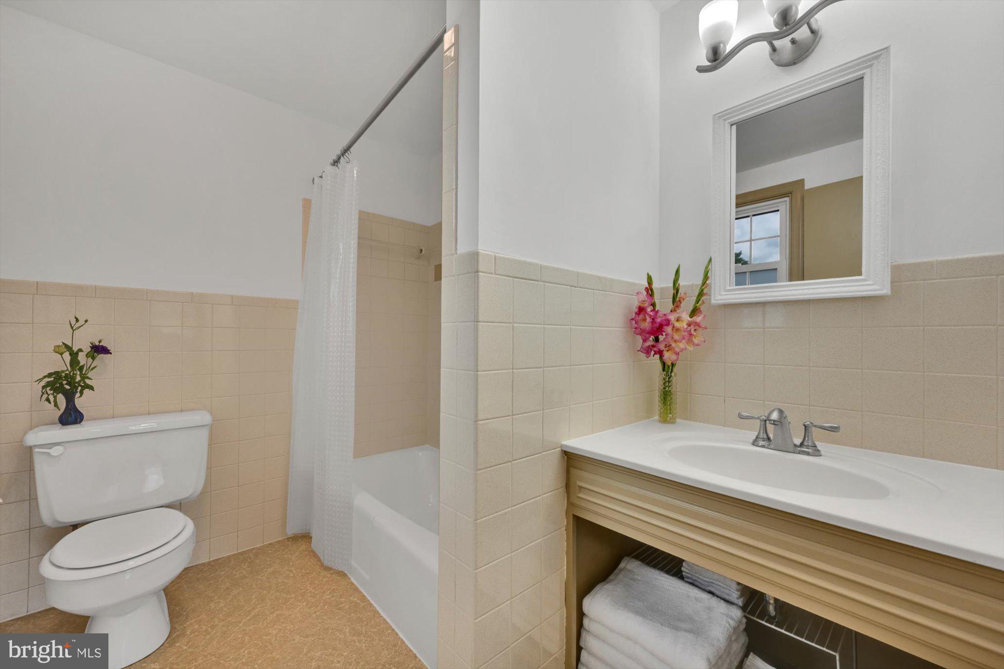2751 Old Orchard Road Lancaster, PA 17601 - Photo 15 of 35 Gallery Image 15