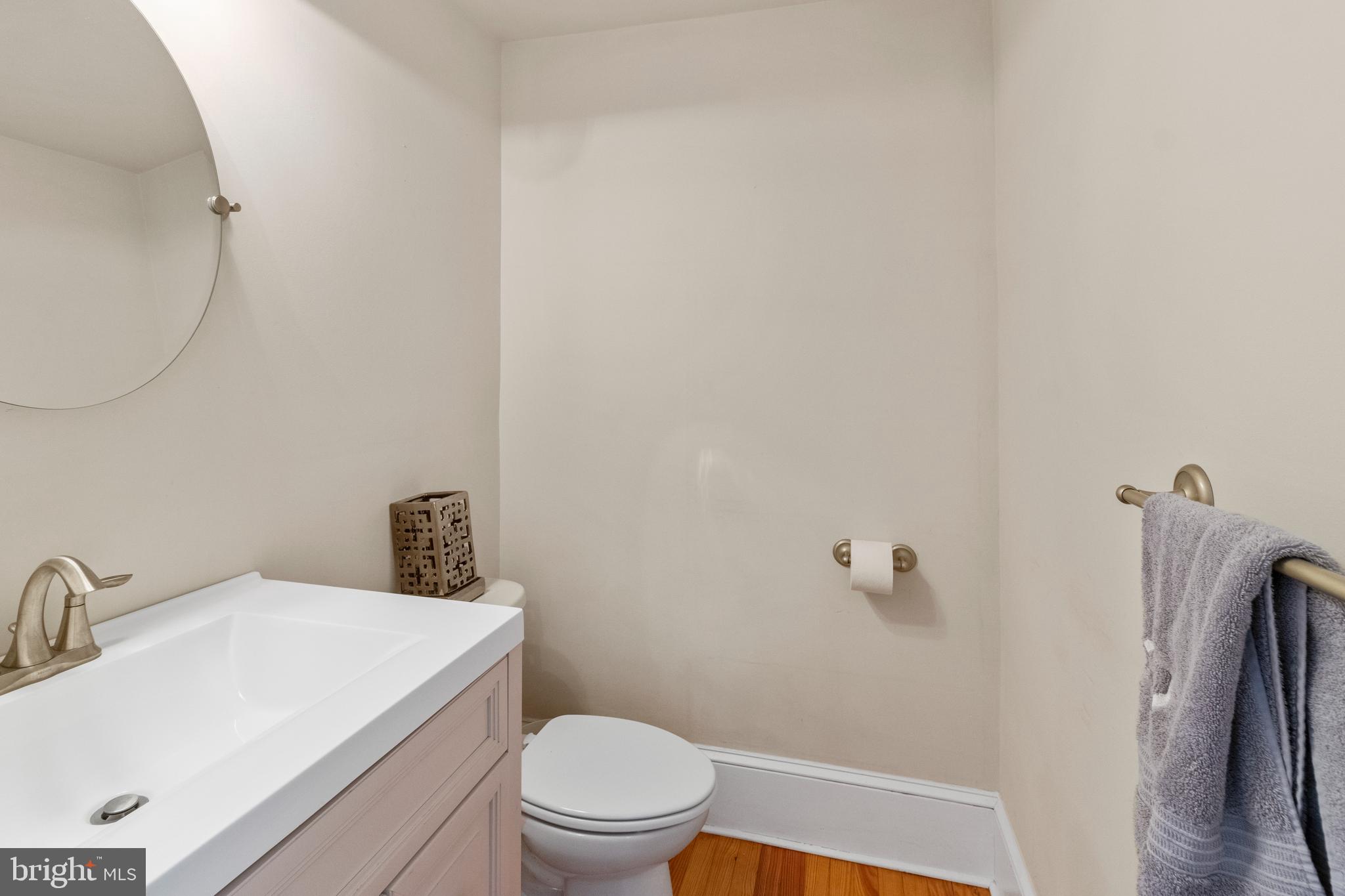 11 Silver Maple Drive Doylestown, PA 18901 - Photo 12 of 27 POWDER ROOM