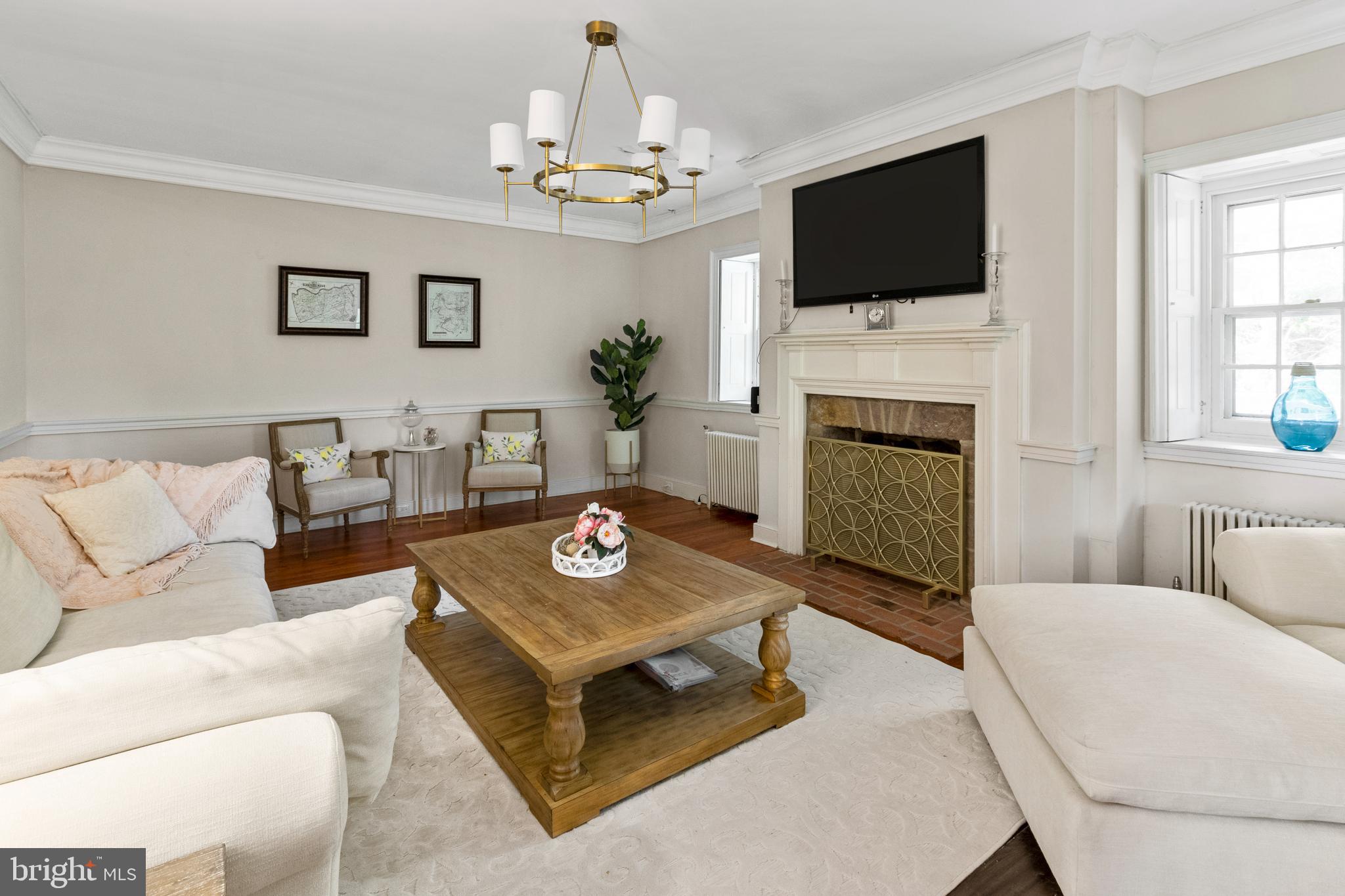 11 Silver Maple Drive Doylestown, PA 18901 - Photo 8 of 27 ABUNDANCE OF NATURAL LIGHT