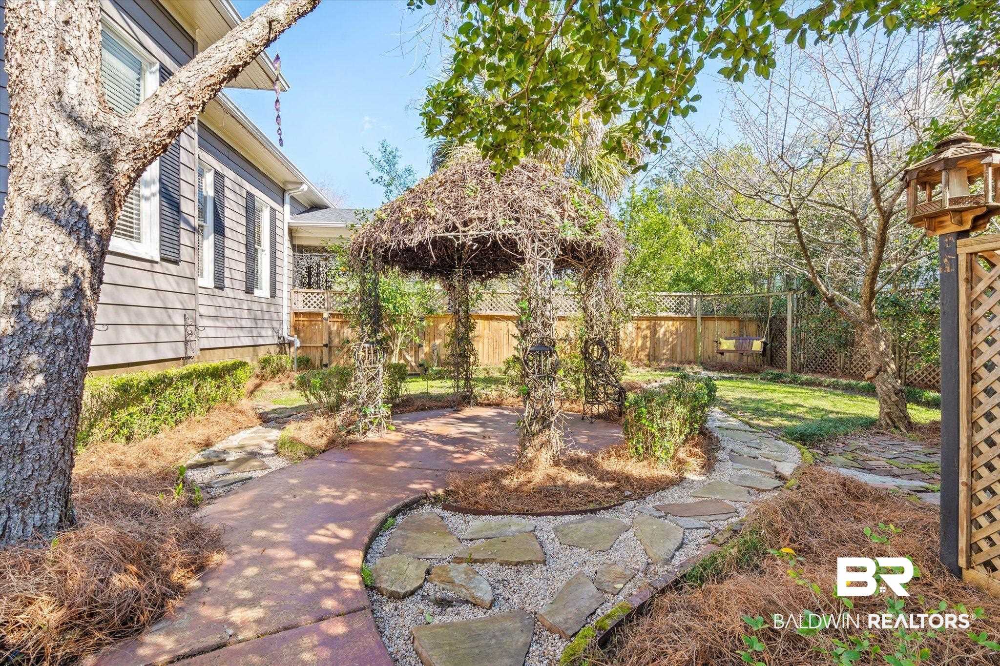 61 South Ann Street Mobile, AL 36604 - Photo 17 of 32