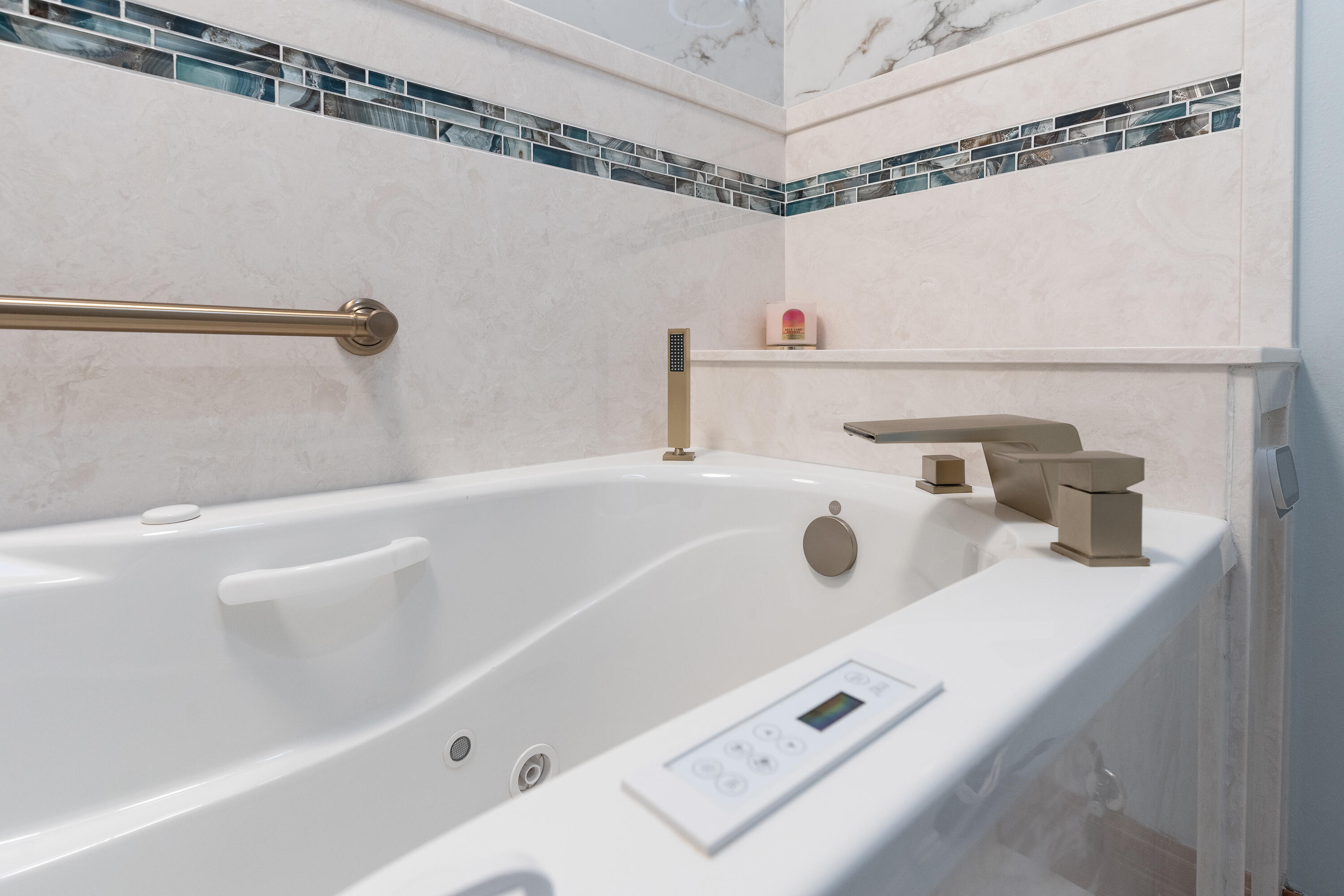 149 Raintree Boulevard Niceville, FL 32578 - Photo 34 of 72 a bathroom with a granite countertop sink and a mirror