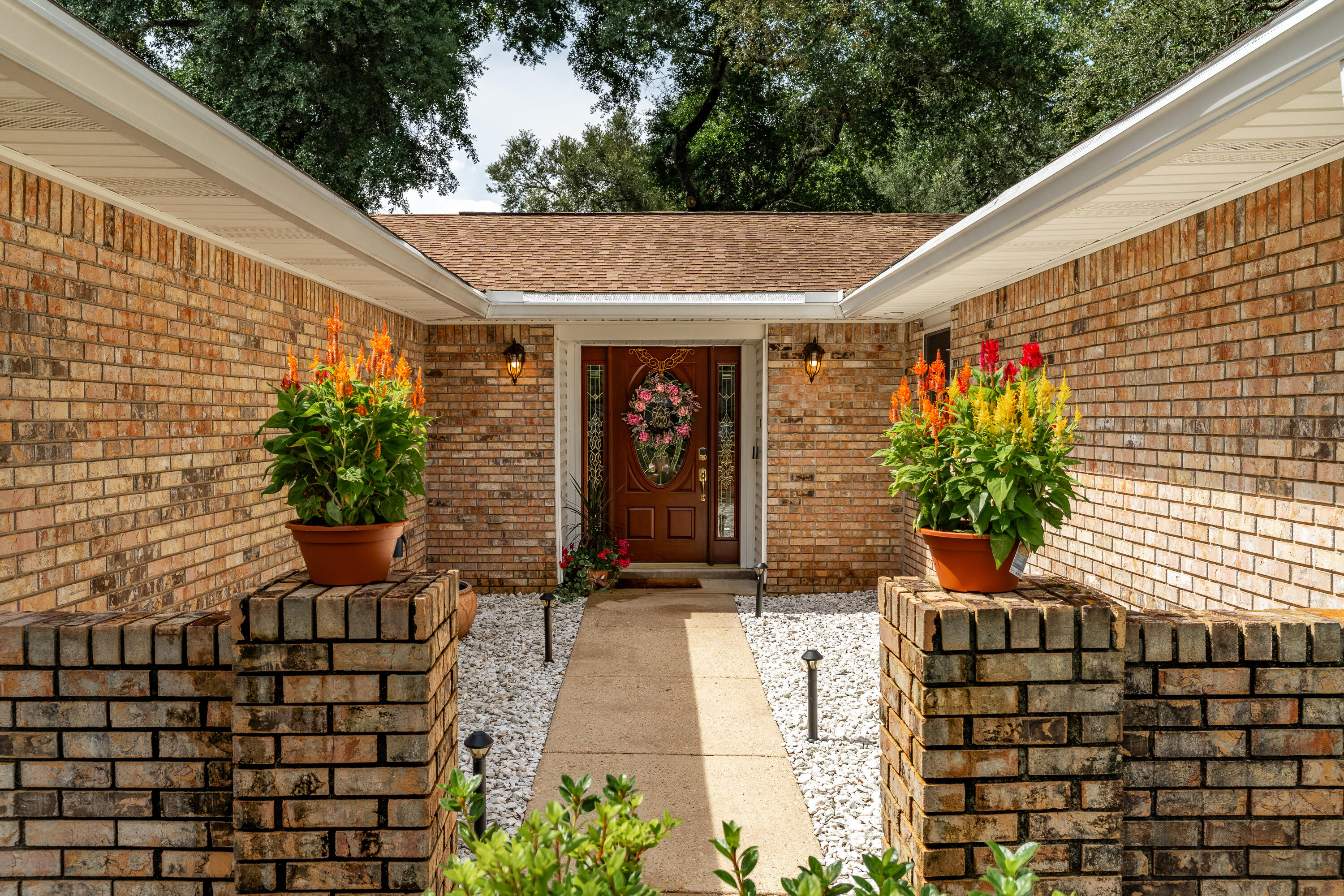 149 Raintree Boulevard Niceville, FL 32578 - Photo 5 of 72 1.3 Front of House