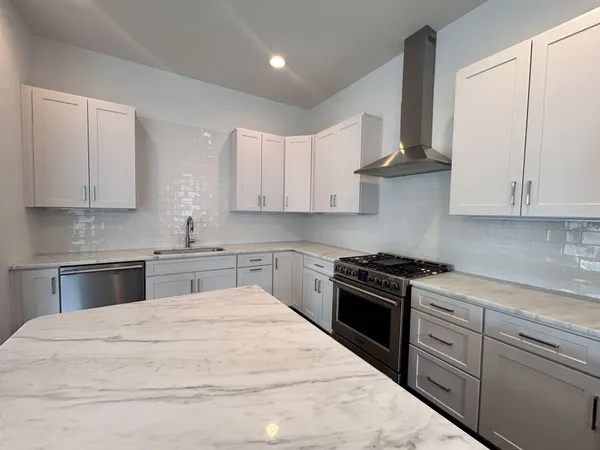 $4,500 | 913 B 14th Avenue South, Nashville, TN 37212