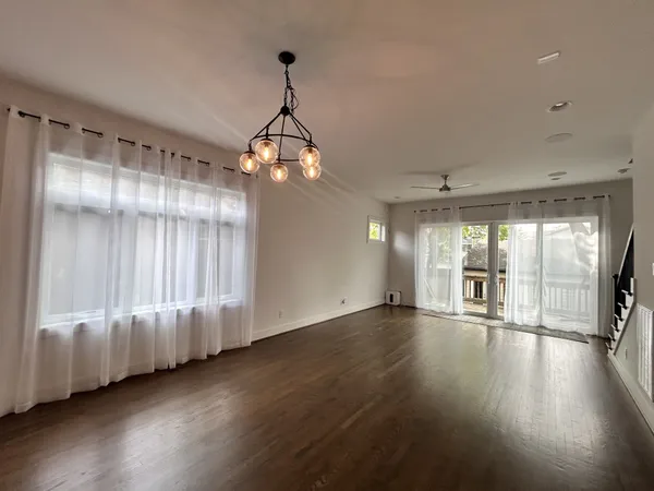 $4,500 | 913 B 14th Avenue South, Nashville, TN 37212