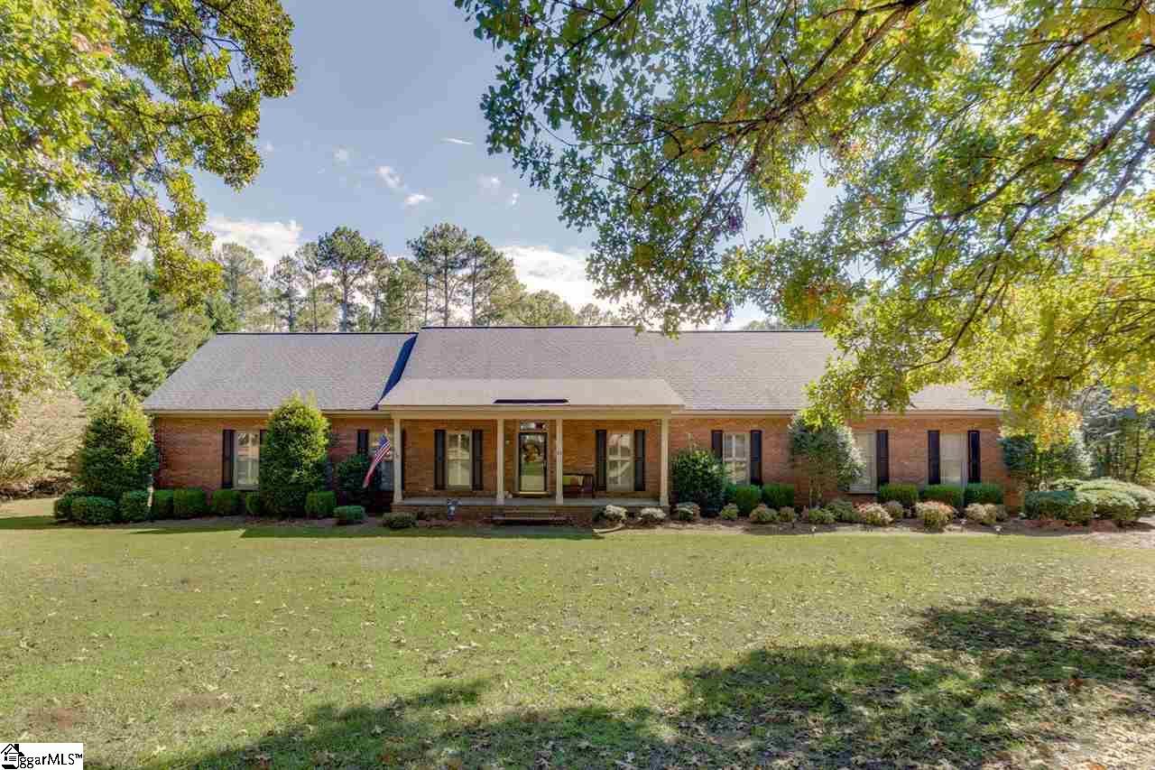 63 Nottingham Road Clinton, SC 29325 - Photo 1 of 34 Gallery Image 1
