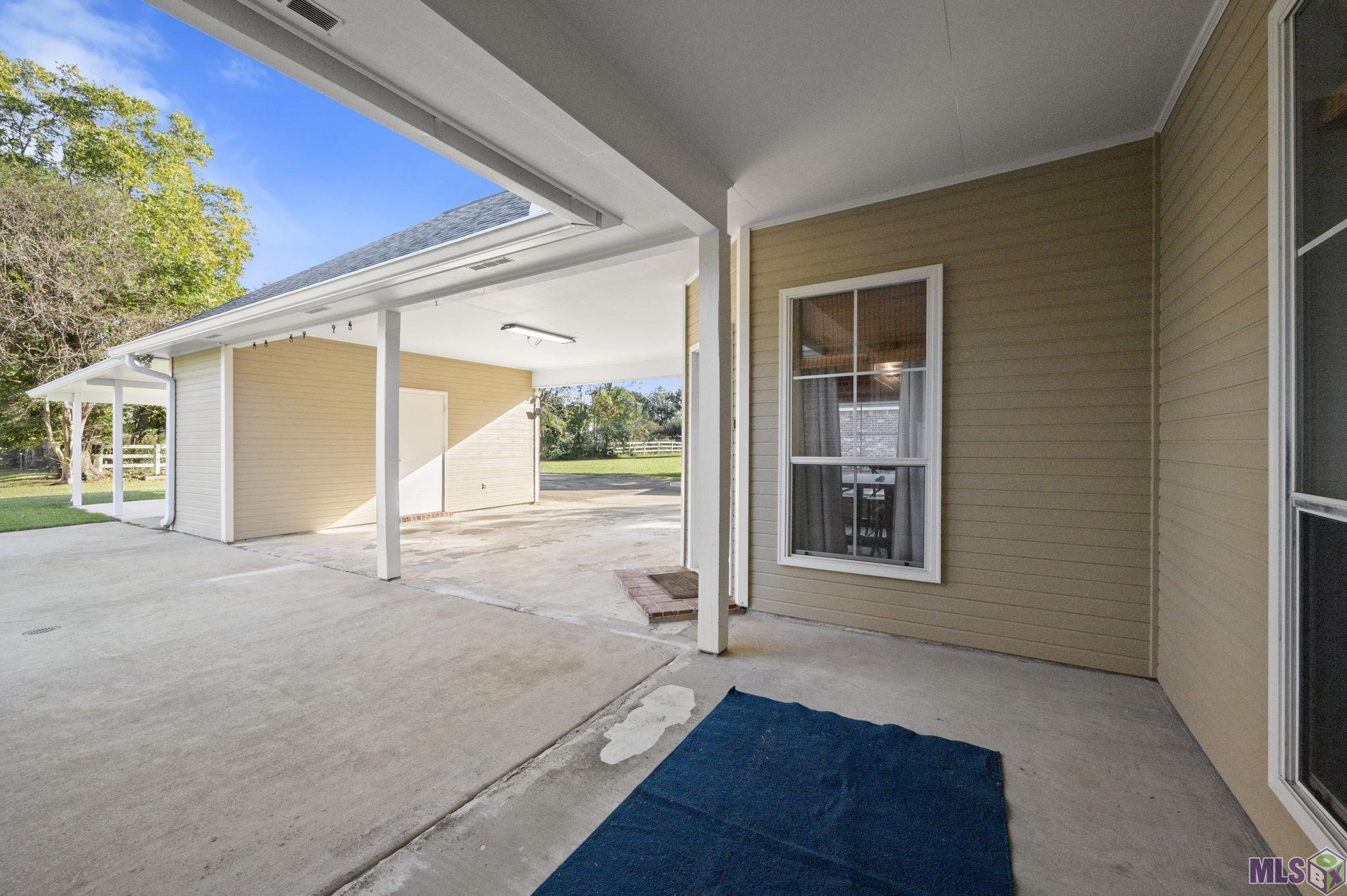 12829 Stutgart Avenue Baton Rouge, LA 70816 - Photo 4 of 17