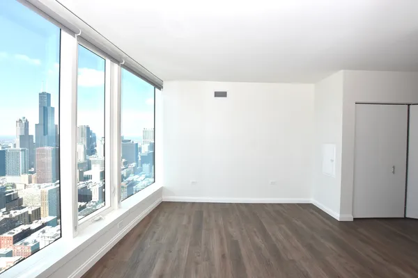 $7,142 | 1000 South Michigan Avenue, Unit 5901, Chicago, IL 60605