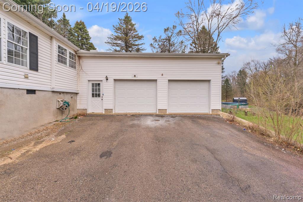 36085 Wick Road Romulus, MI 48174 - Photo 7 of 43