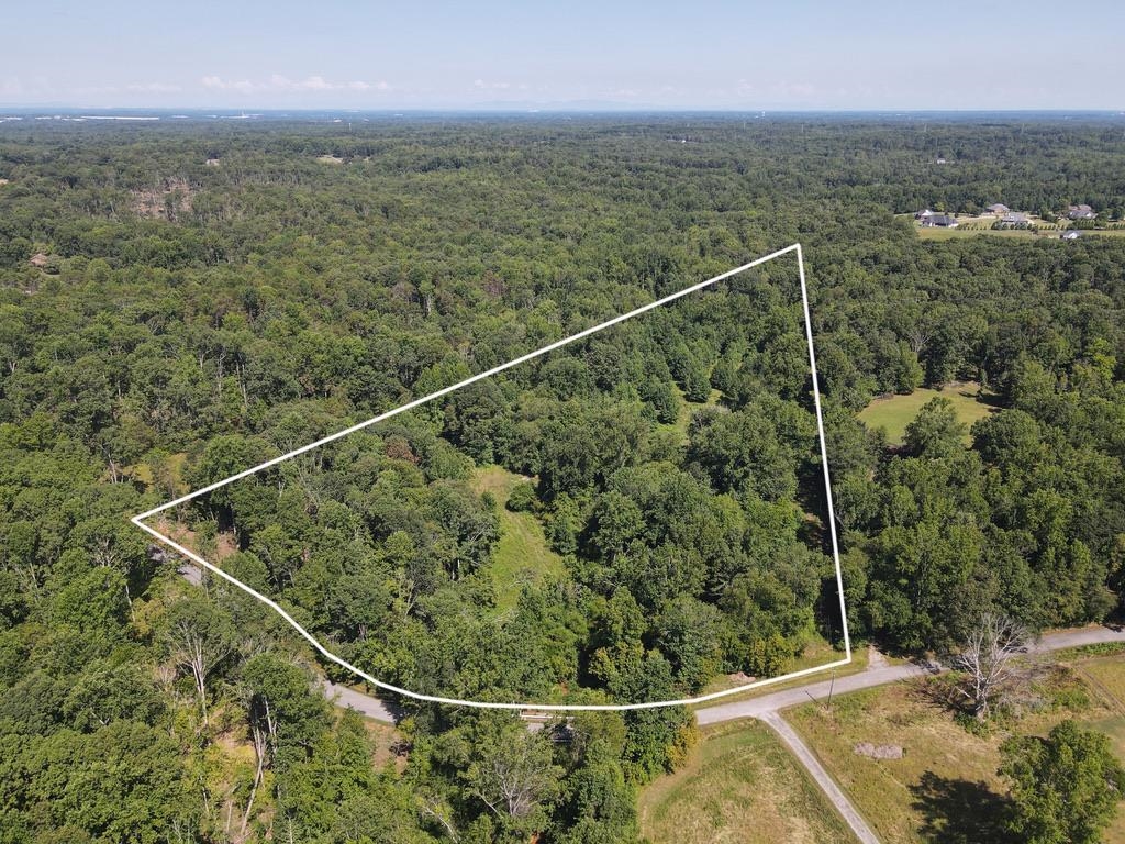 660 Hunters Road Roebuck, SC 29376 - Photo 1 of 39