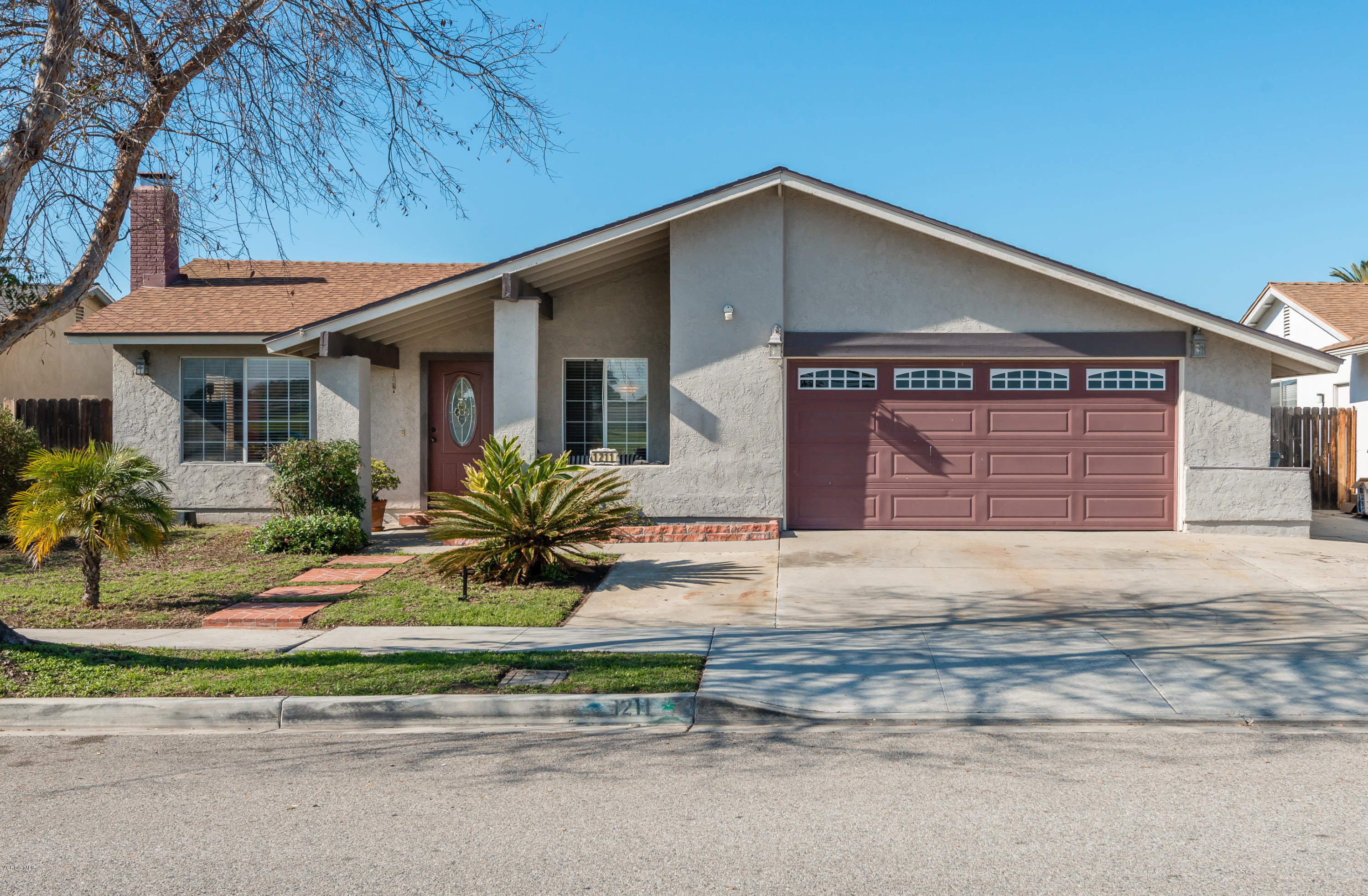 1211 Gallatin Place Oxnard, CA 93030 - Photo 1 of 18 001_Front Exterior