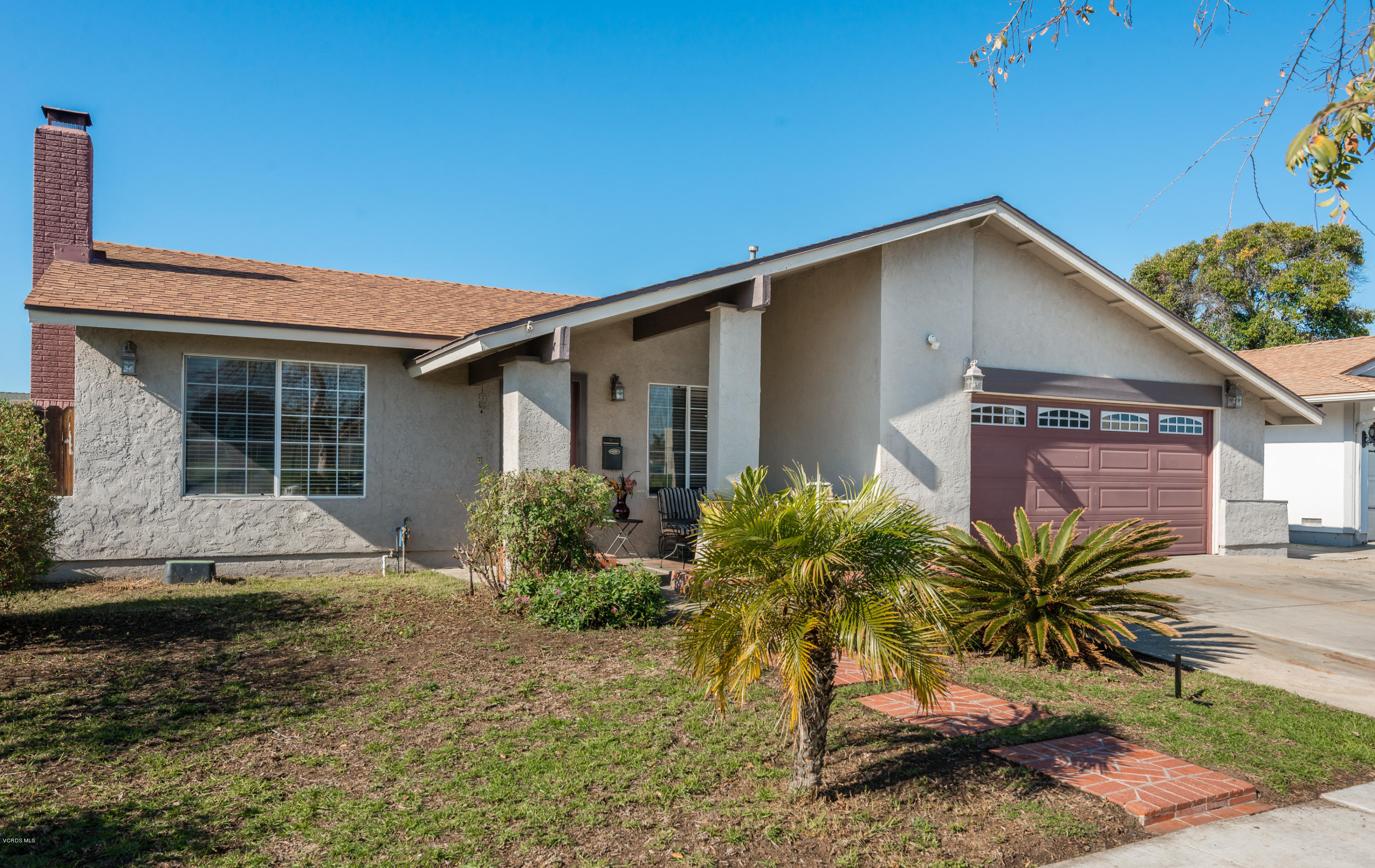 1211 Gallatin Place Oxnard, CA 93030 - Photo 2 of 18 002_Street View
