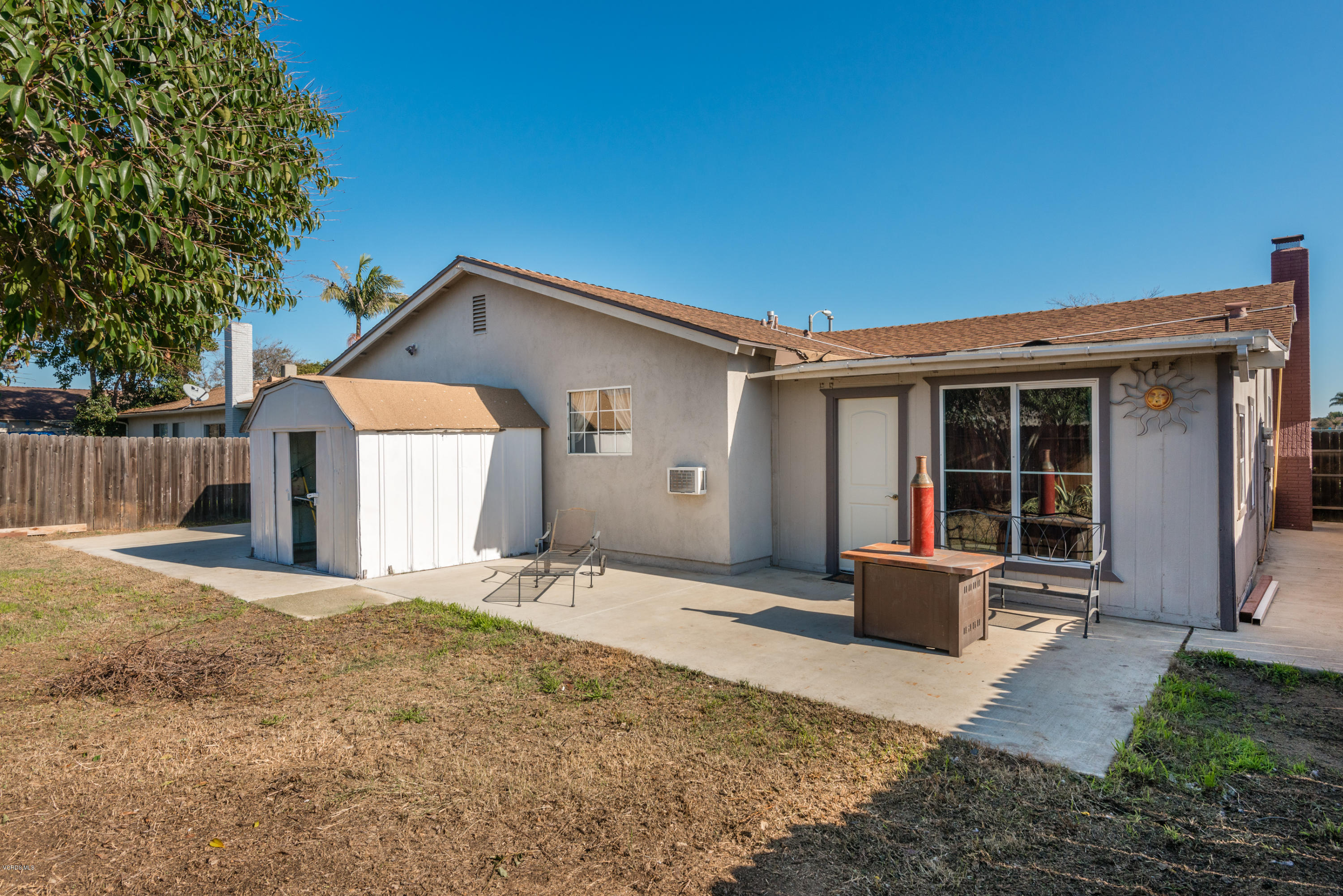 1211 Gallatin Place Oxnard, CA 93030 - Photo 17 of 18 017_Rear View