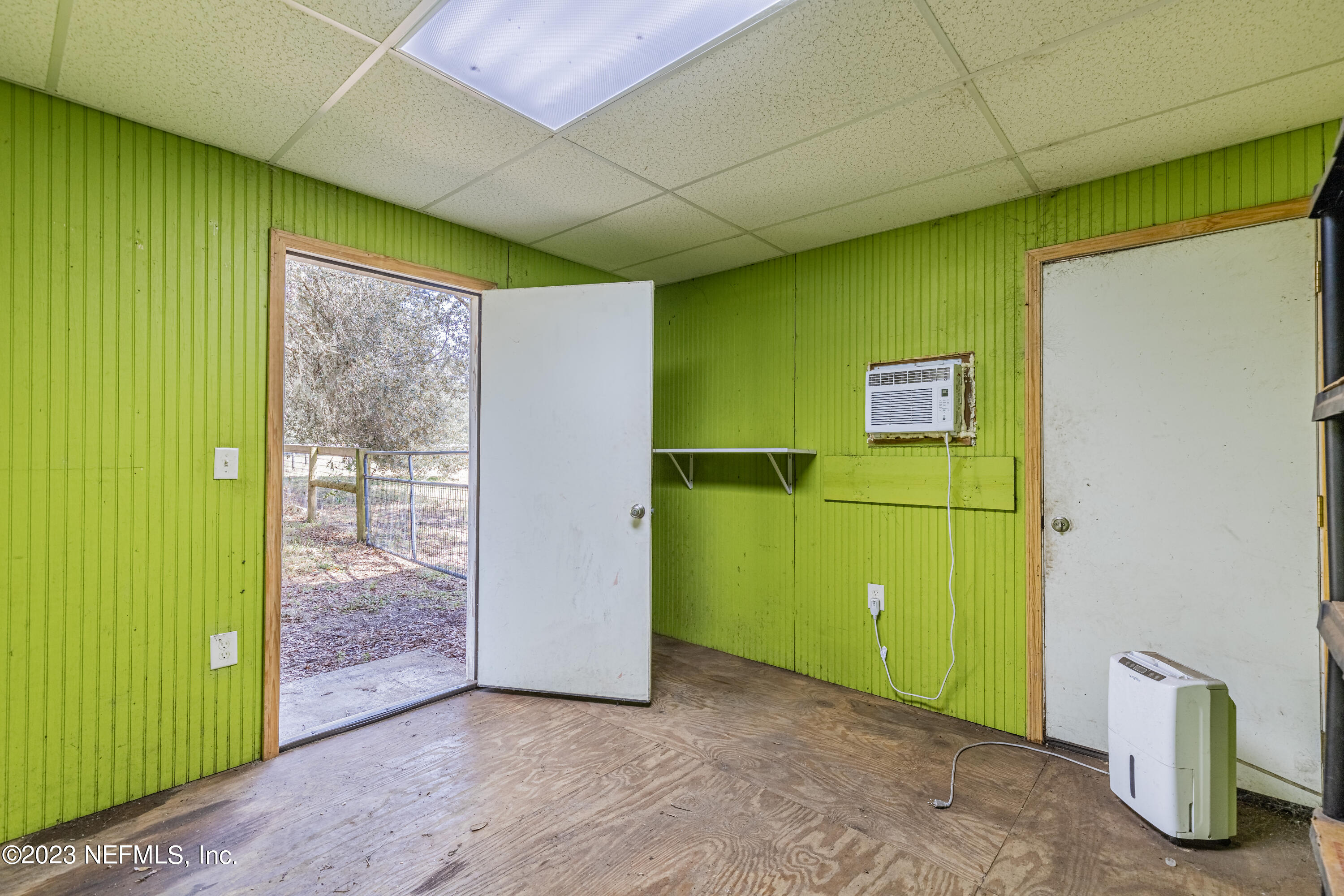 159 Goldie Road Melrose, FL 32666 - Photo 51 of 67 Tack Room