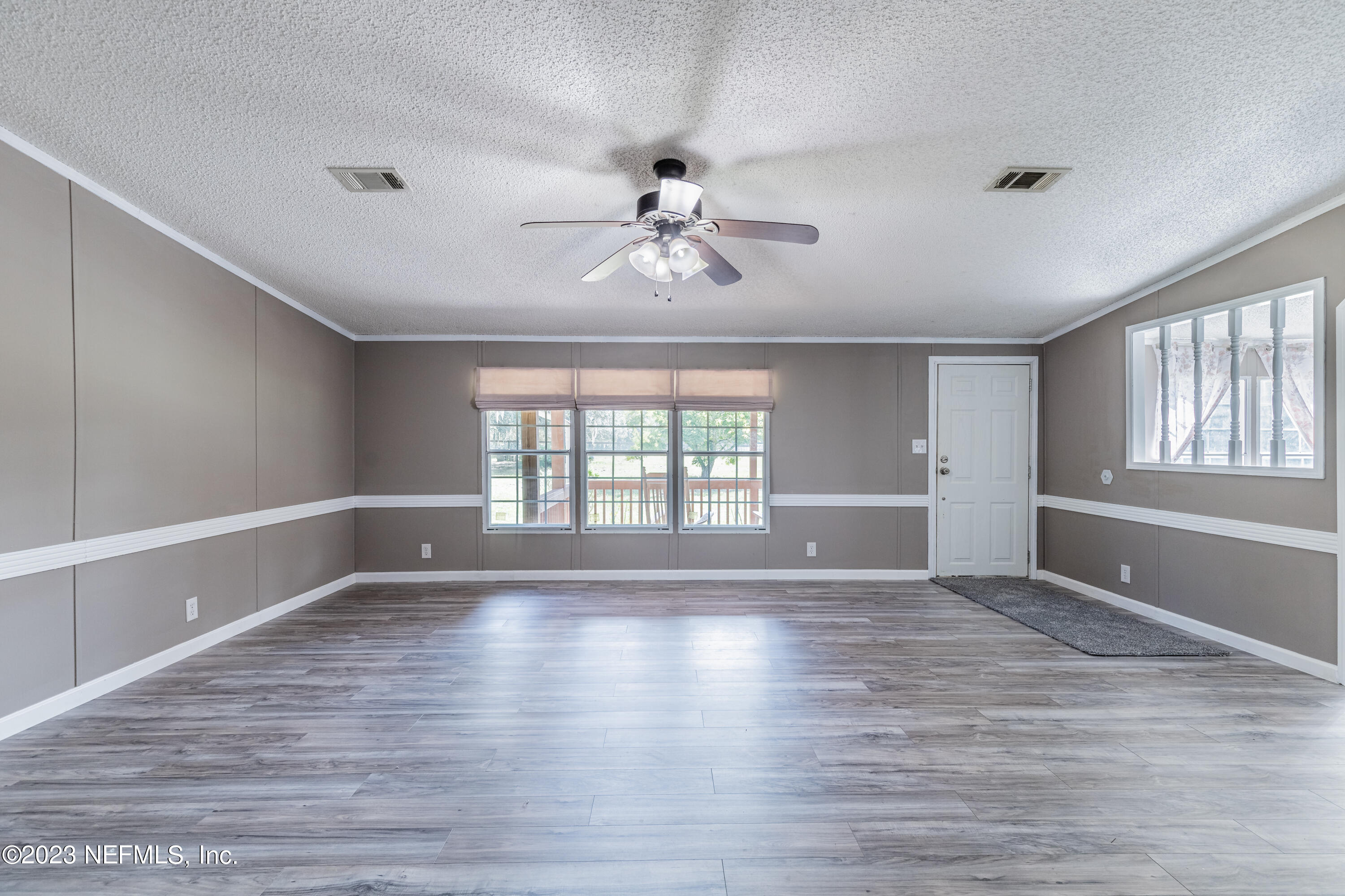 159 Goldie Road Melrose, FL 32666 - Photo 6 of 67 Living Room