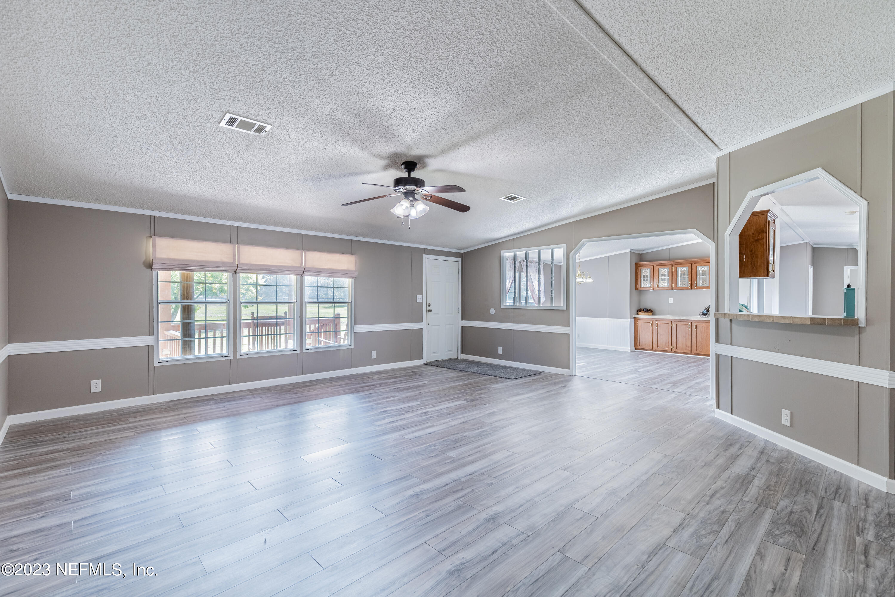 159 Goldie Road Melrose, FL 32666 - Photo 7 of 67 Living Room