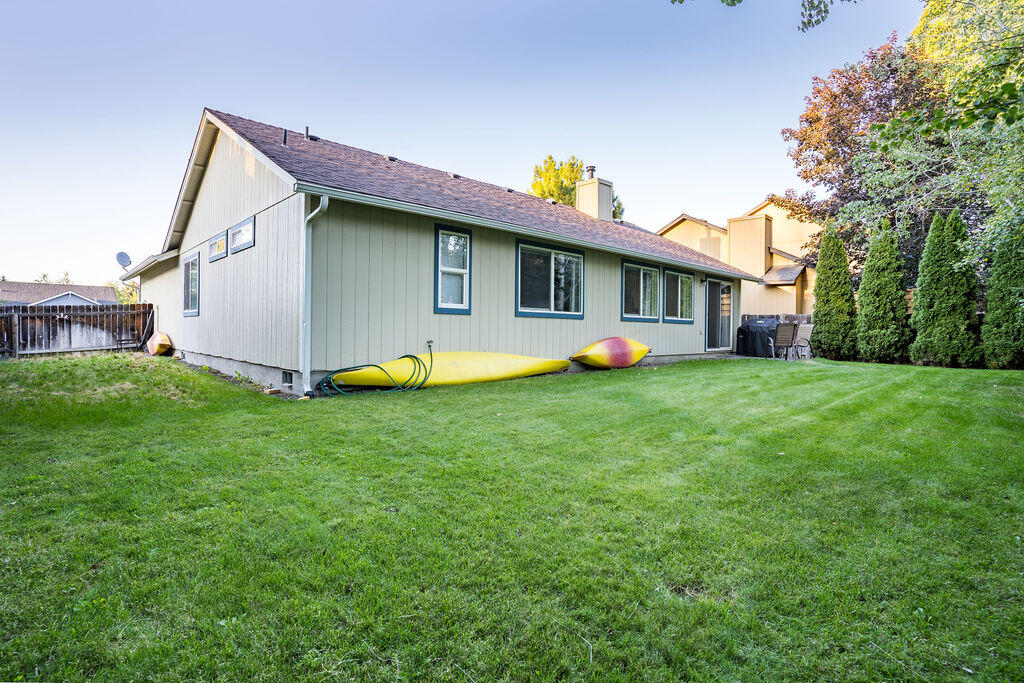 19979 Powers Road Bend, OR 97702 - Photo 22 of 24 backyard 2