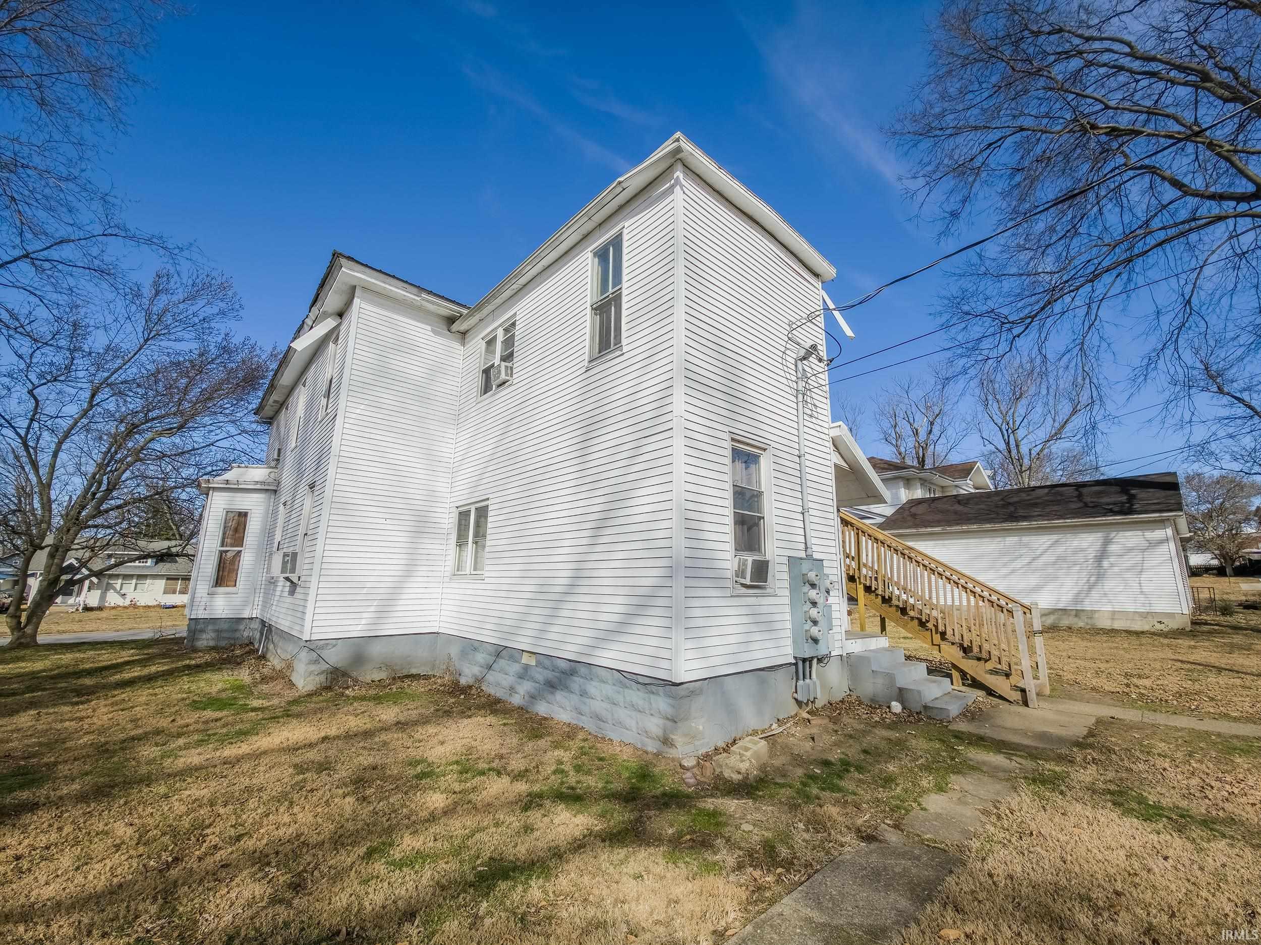 223 East 3rd Street Mount Carmel, IL 62863 - Photo 10 of 11