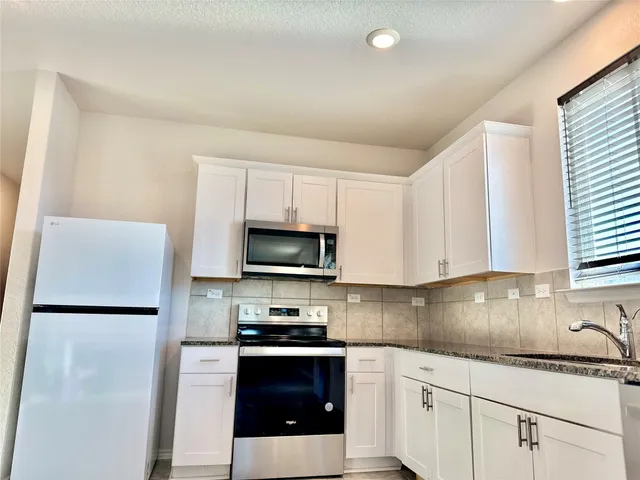 $325,000 | 3111 Red Columbine Street, New Braunfels, TX 78130