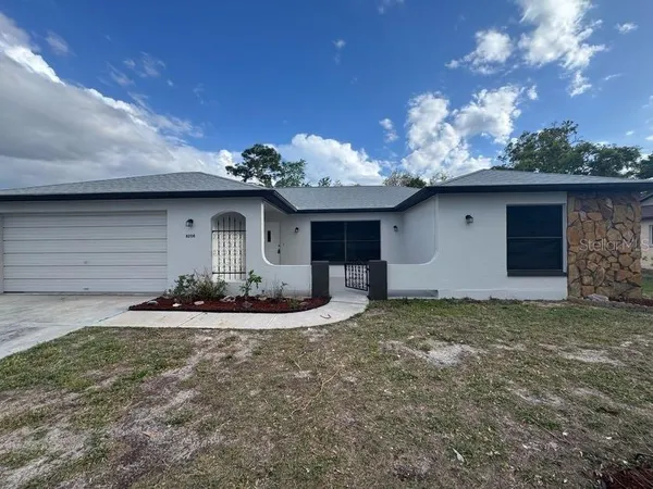 $2,000 | 8208 Wooden Drive, Spring Hill, FL 34606