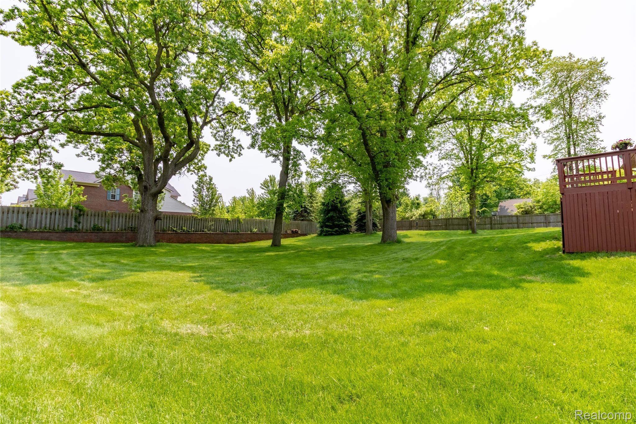 646 Decker Road Walled Lake, MI 48390 - Photo 30 of 39 34.Yard