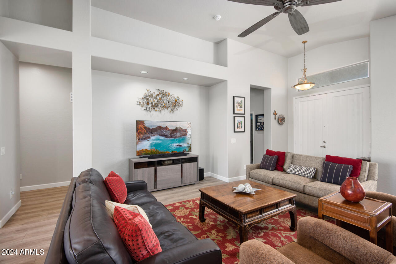 6534 West Rowel Road Phoenix, AZ 85083 - Photo 5 of 31 5-Great-Room