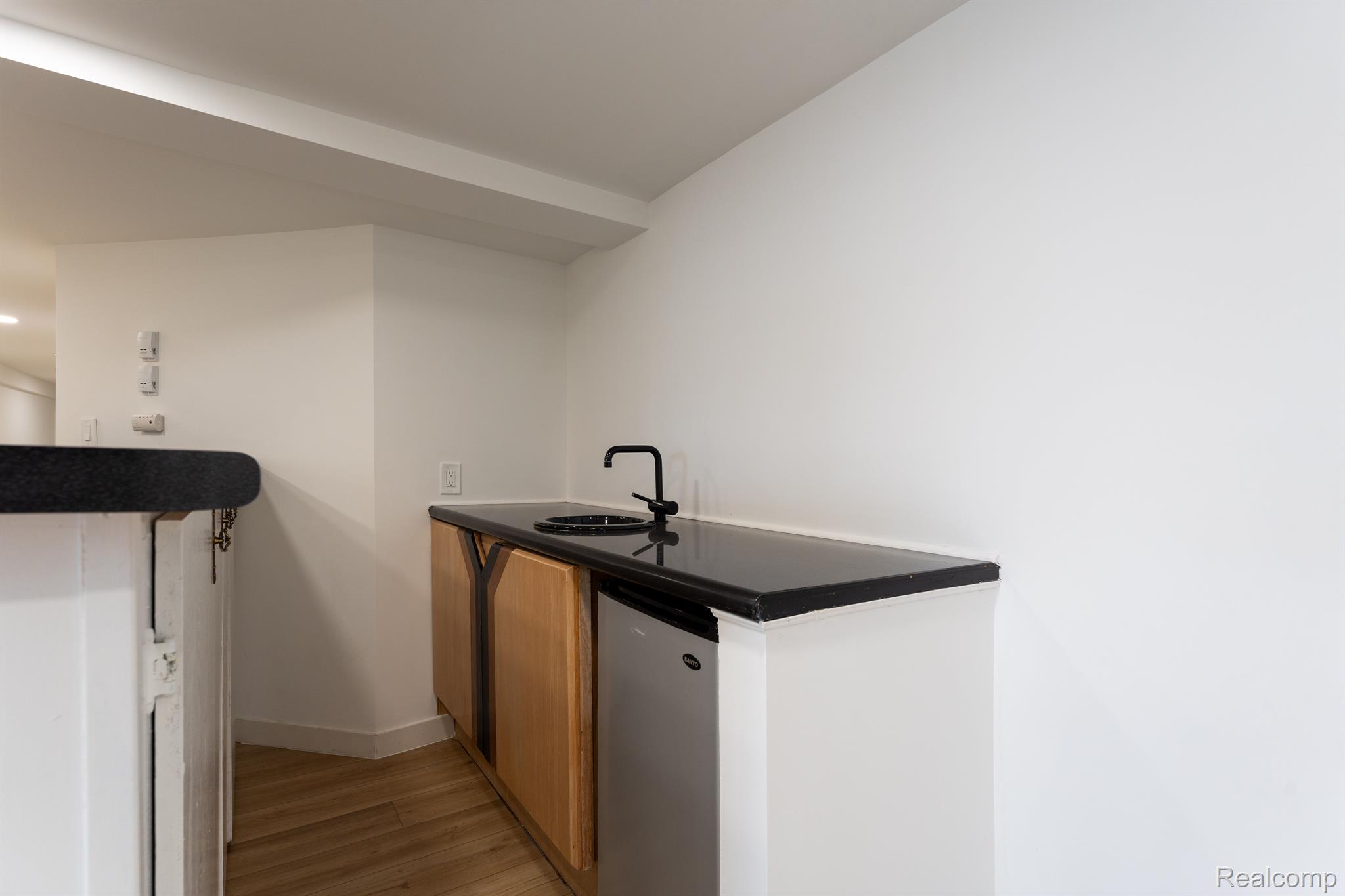 4851 Commerce Road West Bloomfield, MI 48324 - Photo 45 of 71 Gallery Image 45
