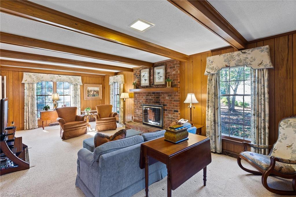 1502 Hobbs Road Greensboro, NC 27410 - Photo 17 of 34 Gallery Image 17