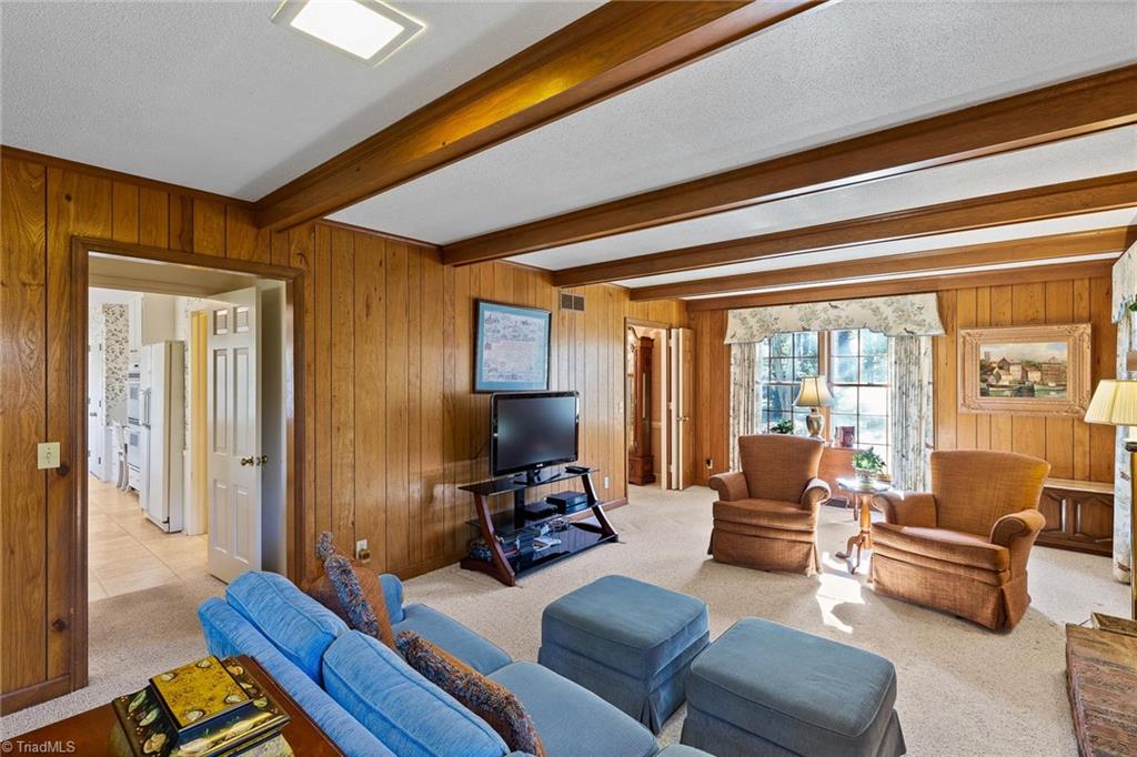 1502 Hobbs Road Greensboro, NC 27410 - Photo 18 of 34 Gallery Image 18