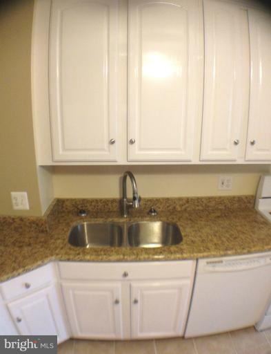 1438 Decatur Street Baltimore, MD 21230 - Photo 1 of 28 Kitchen