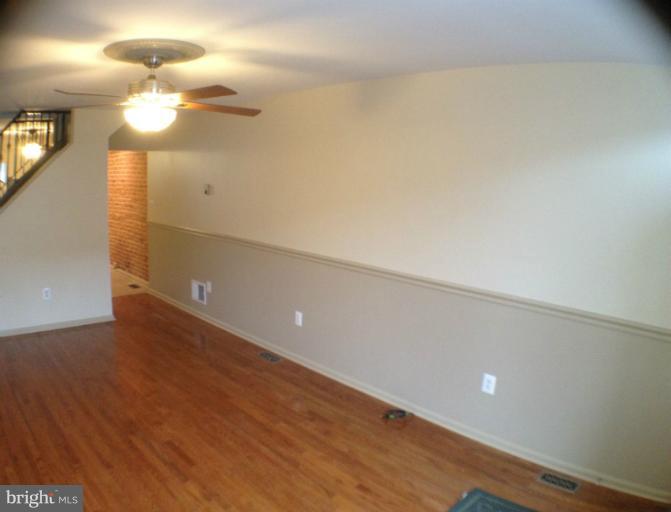 1438 Decatur Street Baltimore, MD 21230 - Photo 23 of 28 Living Room