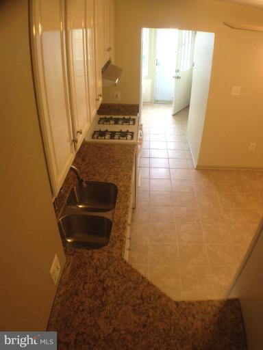 1438 Decatur Street Baltimore, MD 21230 - Photo 25 of 28 Kitchen