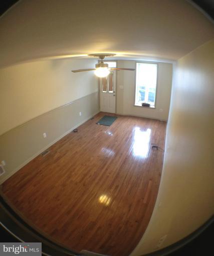 1438 Decatur Street Baltimore, MD 21230 - Photo 8 of 28 Living Room
