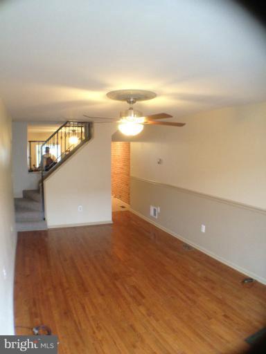 1438 Decatur Street Baltimore, MD 21230 - Photo 9 of 28 Living Room