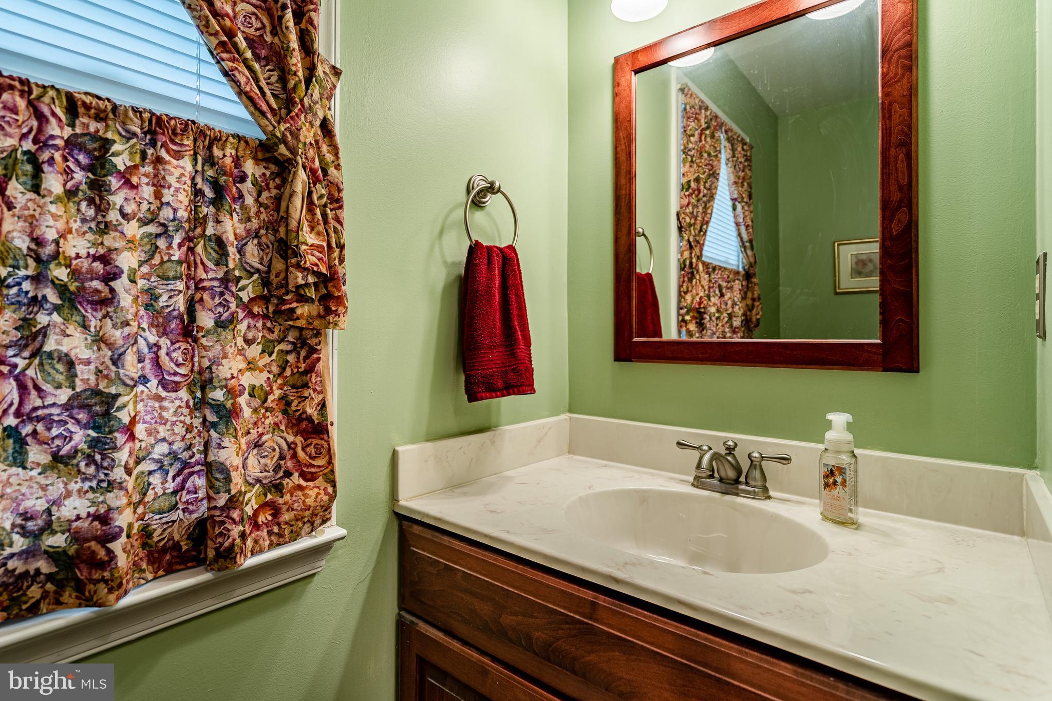 2126 Deer Ridge Drive Pottstown, PA 19464 - Photo 19 of 28