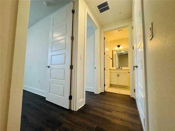 $1,099,000 | 328 Center Lake Lane, Unit A4, Oviedo, FL 32765