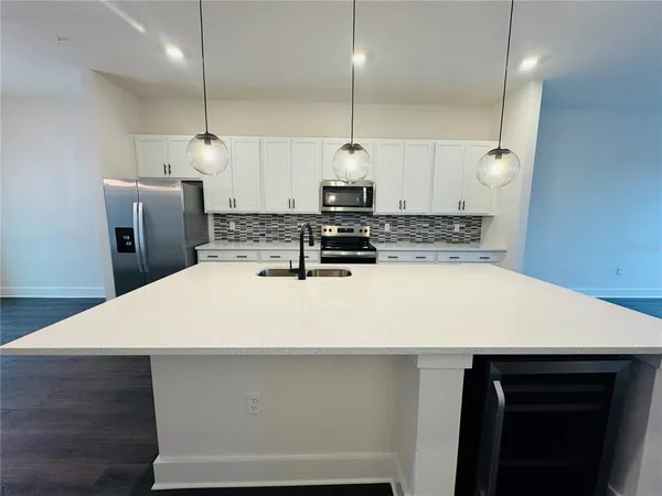 $1,099,000 | 328 Center Lake Lane, Unit A4, Oviedo, FL 32765