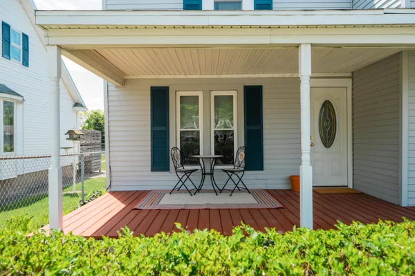 $610,000 | 706 Forest Avenue, Frankfort, MI 49635