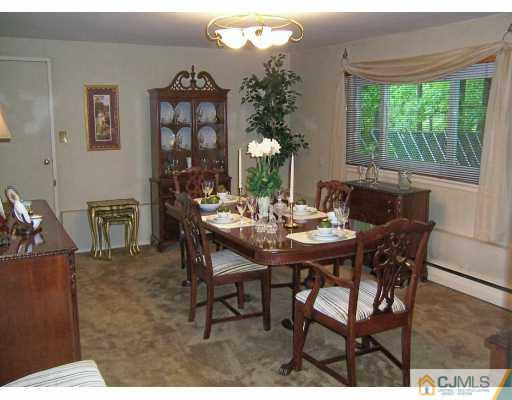 60 Drake Place Colonia, NJ 07067 - Photo 5 of 8 Gallery Image 5