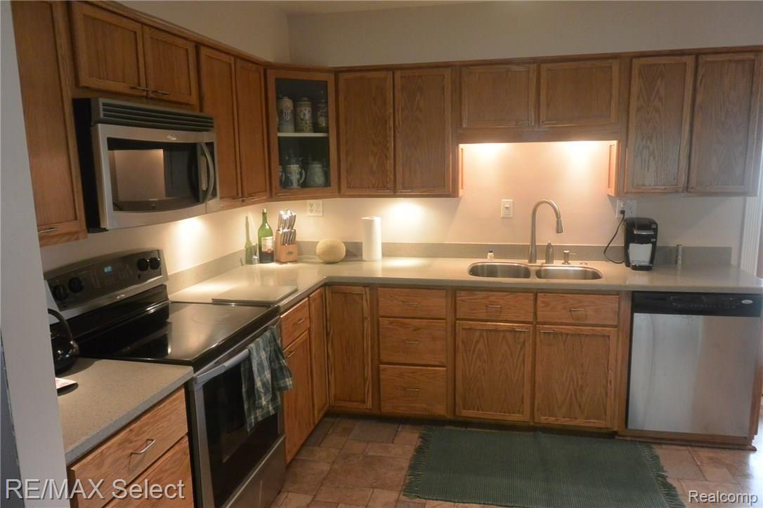 11501 West Frances Road Flushing, MI 48433 - Photo 7 of 28 DSC_2116.JPG