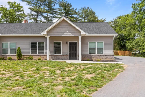 $2,000 | 4718 Metro Park Lane, Hixson, TN 37343