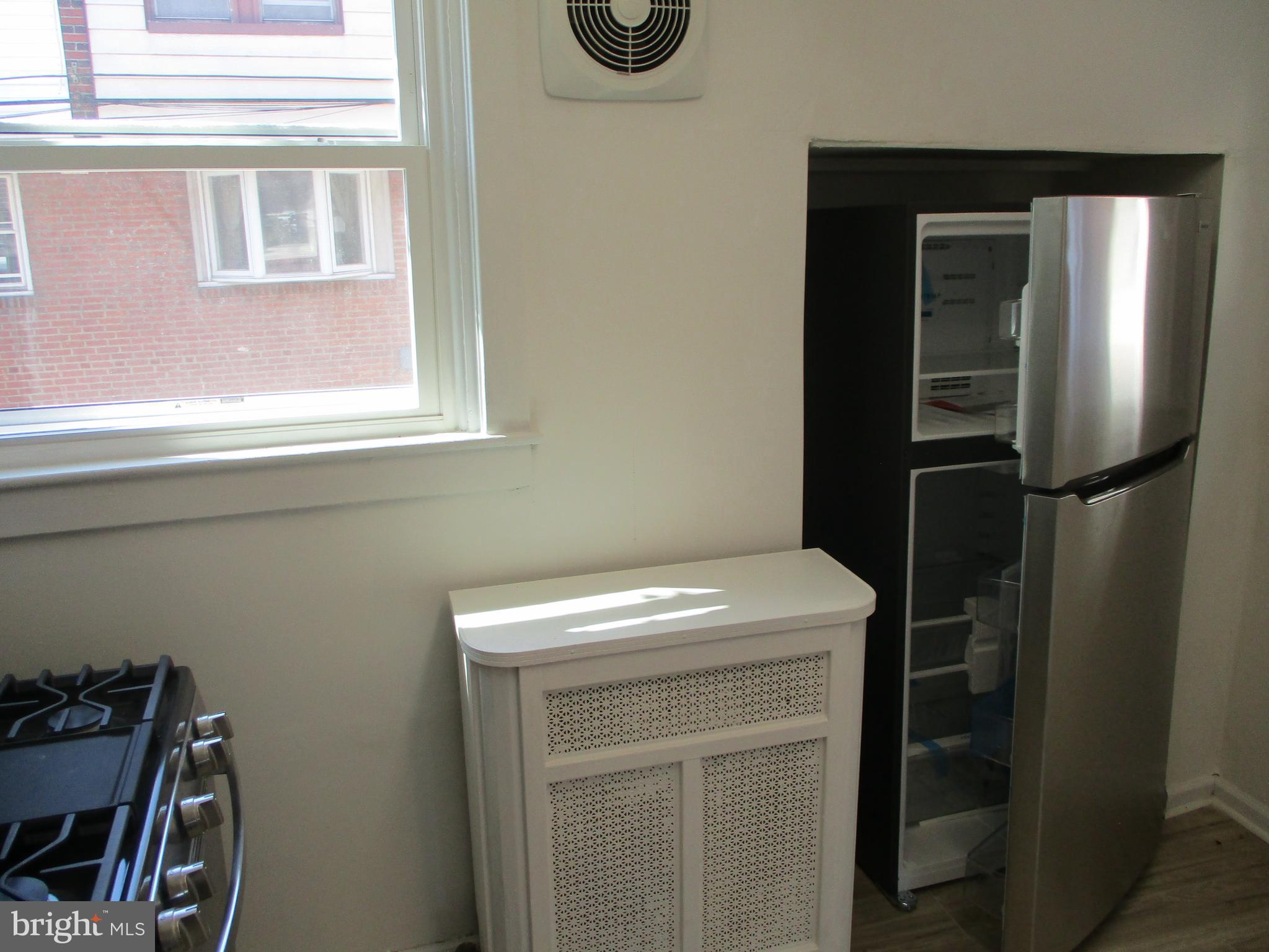 2952 Robbins Street Philadelphia, PA 19149 - Photo 11 of 19 Kitchen