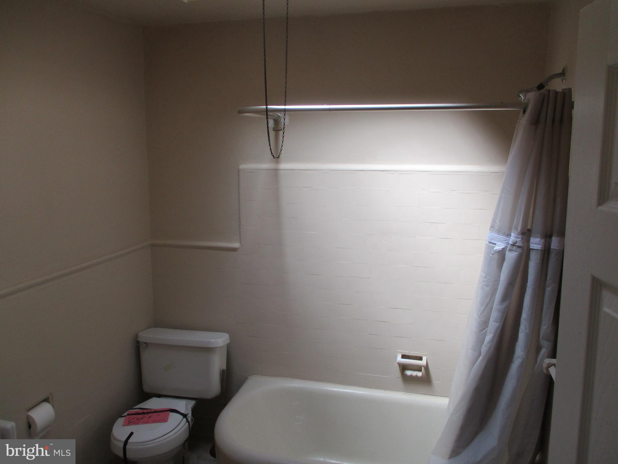 2952 Robbins Street Philadelphia, PA 19149 - Photo 13 of 19 Bathroom